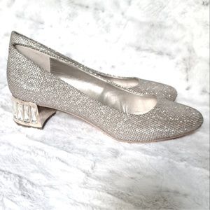 Anne Klein silver sparkly holiday heel pump dress shoe.  Size 8.5